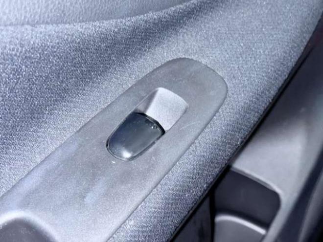 セレナ2.0 20X 4WD 下廻防錆TVナビBカメETCエンスタ 2000