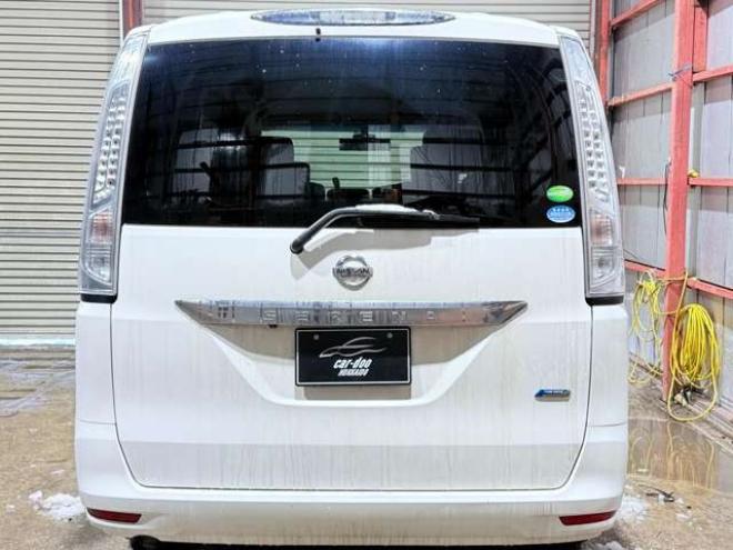 セレナ2.0 20X 4WD 下廻防錆TVナビBカメETCエンスタ 2000