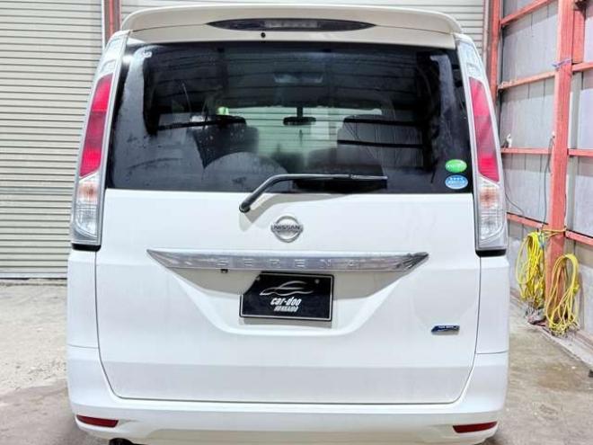 セレナ2.0 20X 4WD 下廻防錆TVナビBカメ後席モニタ 2000