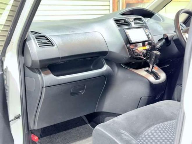 セレナ2.0 20X 4WD 下廻防錆TVナビBカメ後席モニタ 2000