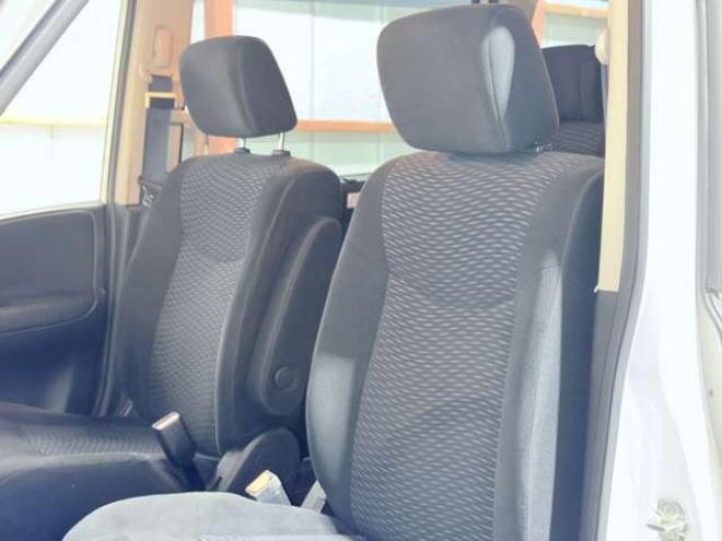 セレナ2.0 20X 4WD 下廻防錆TVナビBカメ後席モニタ 2000