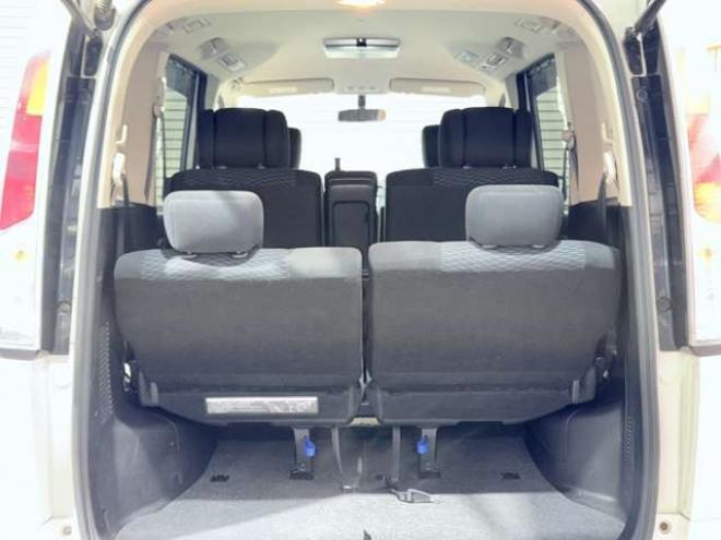 セレナ2.0 20X 4WD 下廻防錆TVナビBカメ後席モニタ 2000