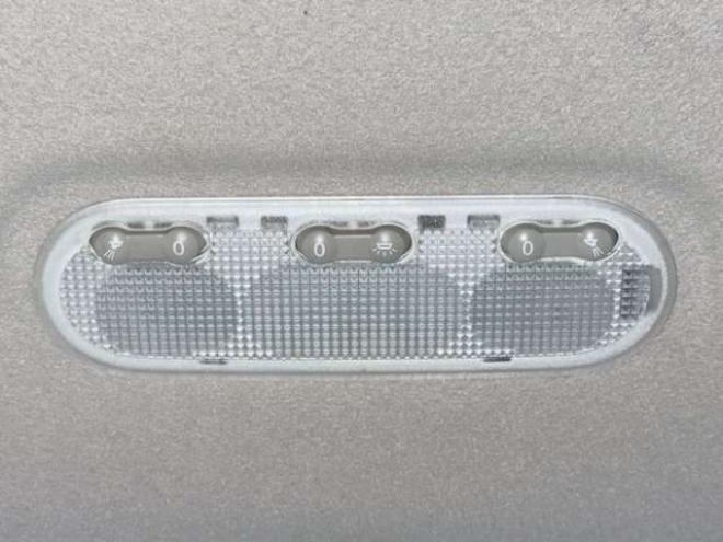 セレナ2.0 20X 4WD 下廻防錆TVナビBカメ後席モニタ 2000