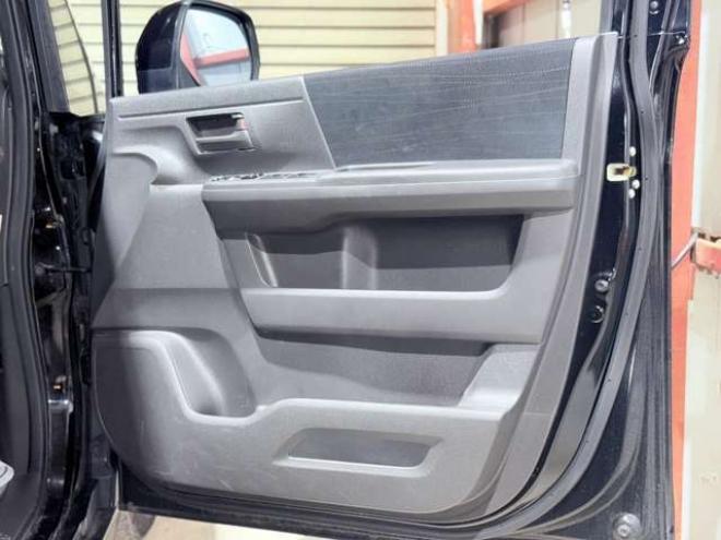 ステップワゴン2.0 L 4WD 下廻防錆 2000