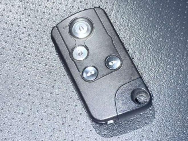 ステップワゴン2.0 L 4WD 下廻防錆 2000