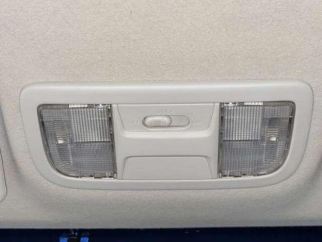 ステップワゴン2.0 L 4WD 下廻防錆 2000