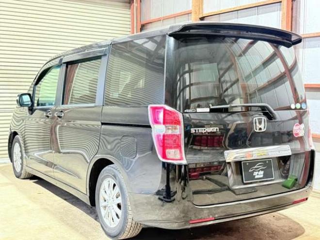 ステップワゴン2.0 L 4WD 下廻防錆 2000