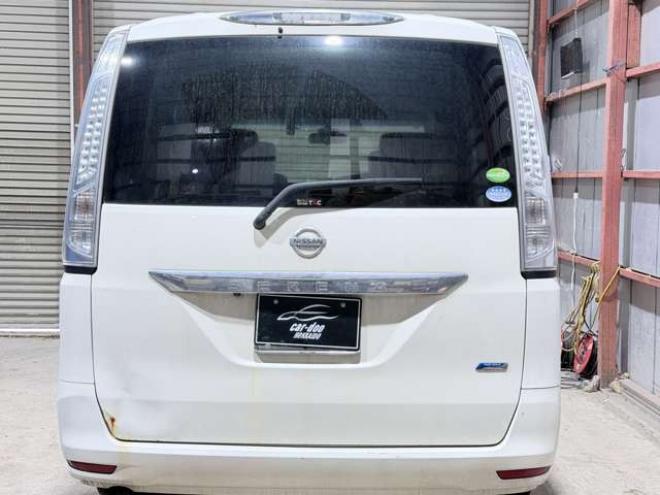 セレナ2.0 20X Vセレクション+Safety 4WD 防錆塗装TVナビBカメETC 2000