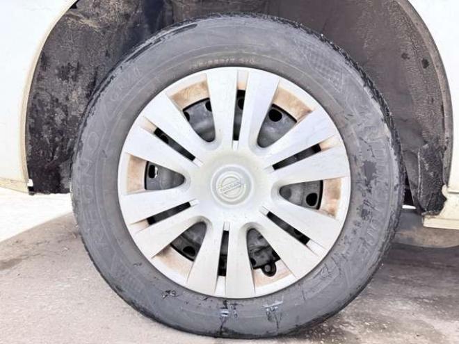 セレナ2.0 20X Vセレクション+Safety 4WD 防錆塗装TVナビBカメETC 2000