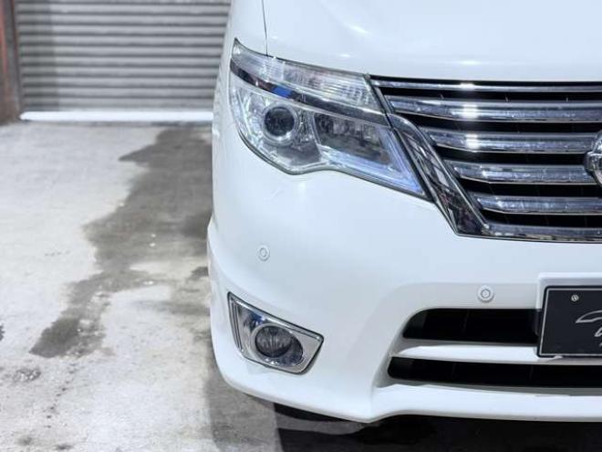 セレナ2.0 ハイウェイスター Vセレクション+Safety アドバンストセーフティ パッケージ 4WD 防錆塗装TVナビETCエンスタ 2000