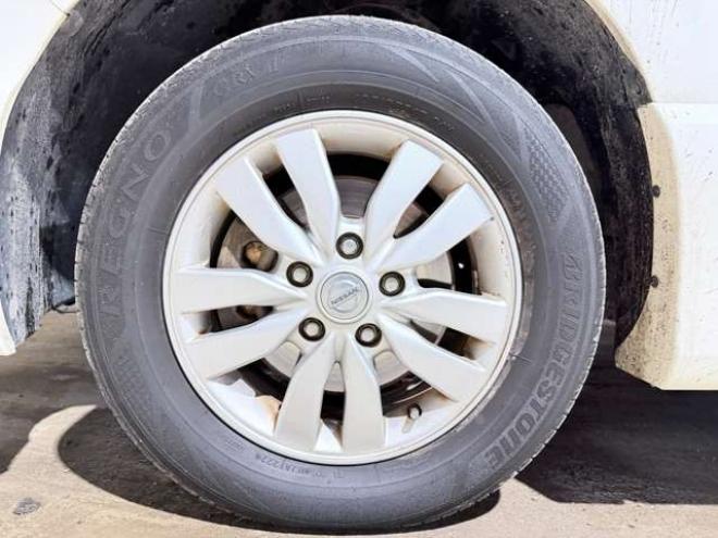 セレナ2.0 ハイウェイスター Vセレクション+Safety アドバンストセーフティ パッケージ 4WD 防錆塗装TVナビETCエンスタ 2000