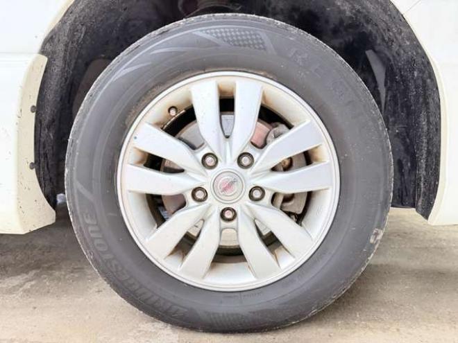 セレナ2.0 ハイウェイスター Vセレクション+Safety アドバンストセーフティ パッケージ 4WD 防錆塗装TVナビETCエンスタ 2000