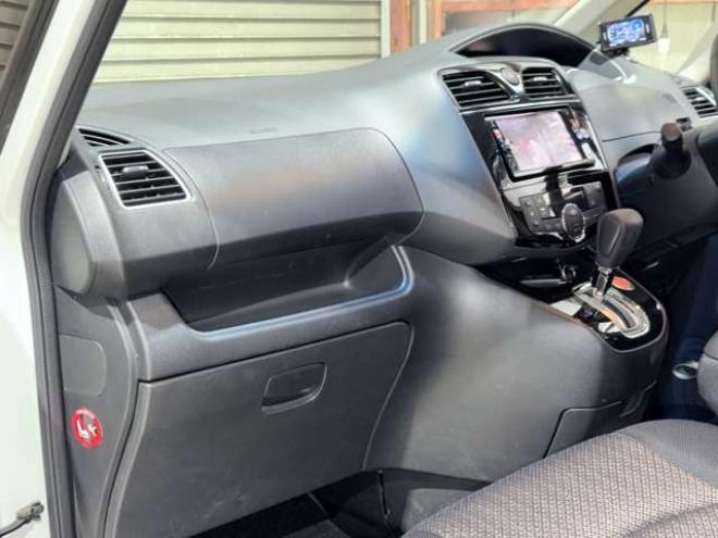 セレナ2.0 ハイウェイスター Vセレクション+Safety アドバンストセーフティ パッケージ 4WD 防錆塗装TVナビETCエンスタ 2000