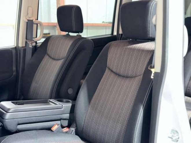 セレナ2.0 ハイウェイスター Vセレクション+Safety アドバンストセーフティ パッケージ 4WD 防錆塗装TVナビETCエンスタ 2000