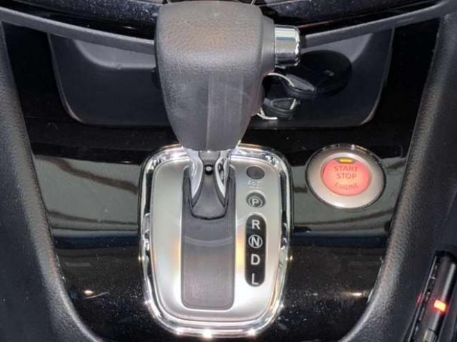 セレナ2.0 ハイウェイスター Vセレクション+Safety アドバンストセーフティ パッケージ 4WD 防錆塗装TVナビETCエンスタ 2000