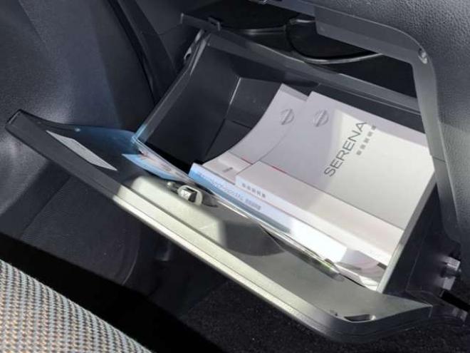 セレナ2.0 ハイウェイスター Vセレクション+Safety アドバンストセーフティ パッケージ 4WD 防錆塗装TVナビETCエンスタ 2000