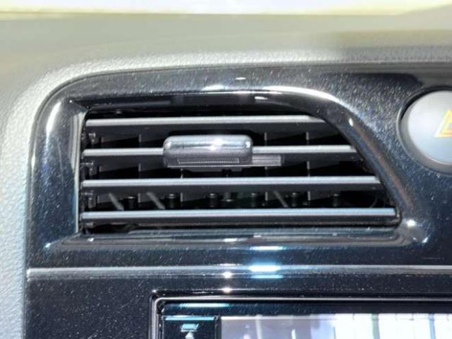 セレナ2.0 ハイウェイスター Vセレクション+Safety アドバンストセーフティ パッケージ 4WD 防錆塗装TVナビETCエンスタ 2000