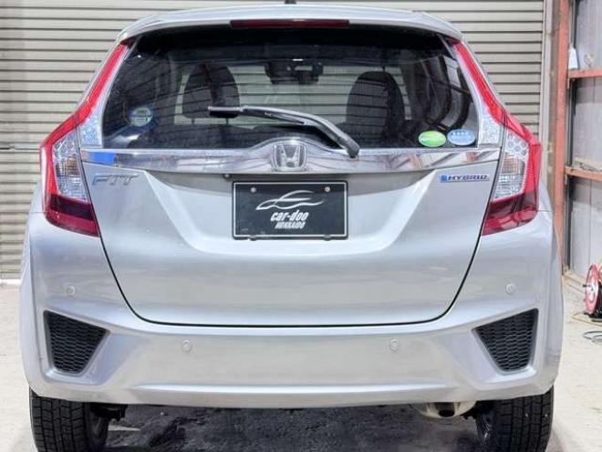フィット1.5 ハイブリッド Lパッケージ 4WD 防錆塗装TVナビBカメ 1500