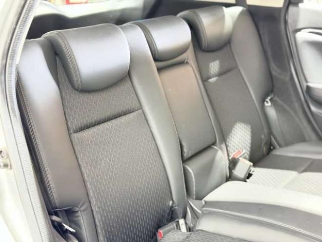 フィット1.5 ハイブリッド Lパッケージ 4WD 防錆塗装TVナビBカメ 1500