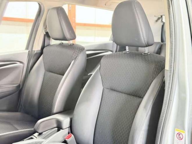 フィット1.5 ハイブリッド Lパッケージ 4WD 防錆塗装TVナビBカメ 1500