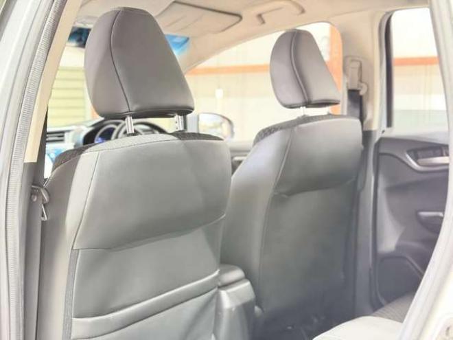 フィット1.5 ハイブリッド Lパッケージ 4WD 防錆塗装TVナビBカメ 1500