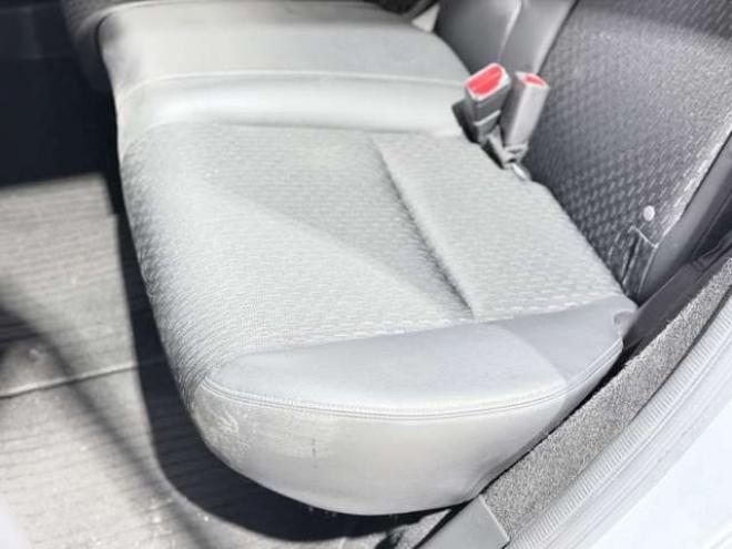 フィット1.5 ハイブリッド Lパッケージ 4WD 防錆塗装TVナビBカメ 1500