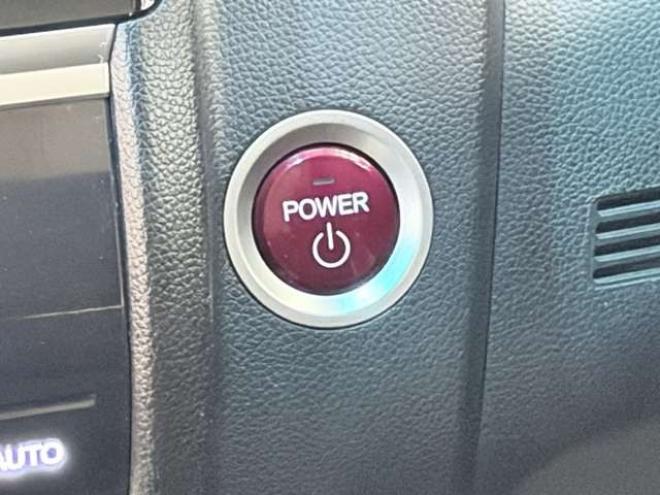 フィット1.5 ハイブリッド Lパッケージ 4WD 防錆塗装TVナビBカメ 1500