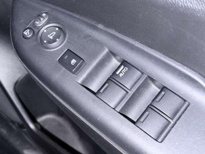 フィット1.5 ハイブリッド Lパッケージ 4WD 防錆塗装TVナビBカメ 1500