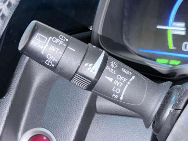 フィット1.5 ハイブリッド Lパッケージ 4WD 防錆塗装TVナビBカメ 1500