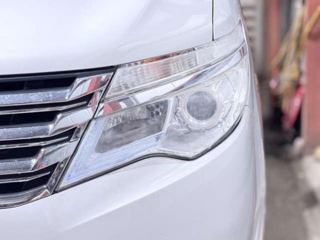 セレナ2.0 20X 4WD　防錆塗装キーレスナビETC 2000