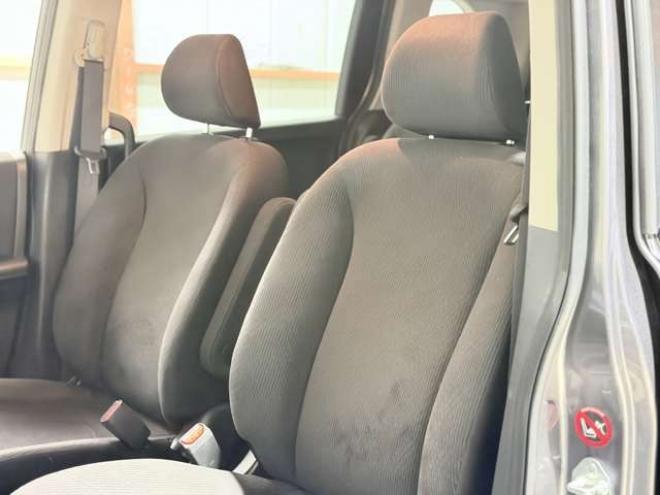 フリード1.5 G ジャストセレクション 4WD　防錆塗装TVナビETCエンスタ 1500