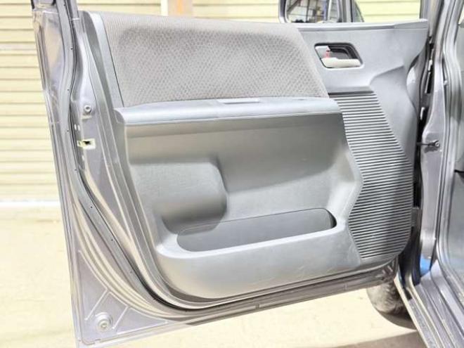 フリード1.5 G ジャストセレクション 4WD　防錆塗装TVナビETCエンスタ 1500