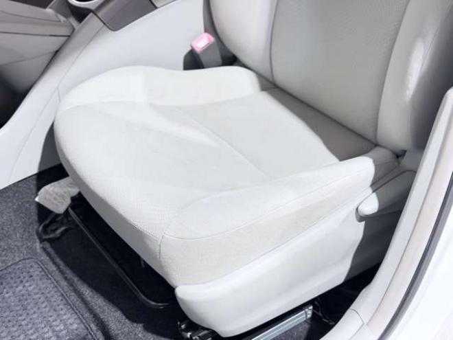 プリウス1.8 S 防錆塗装エンスタ 2WD 1800