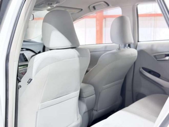 プリウス1.8 S 防錆塗装エンスタ 2WD 1800