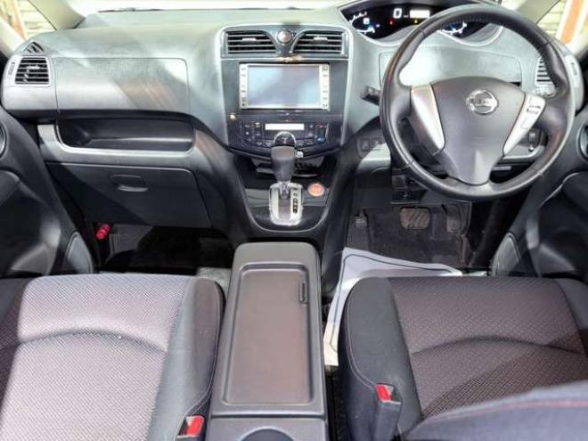 セレナ2.0 ハイウェイスター 4WD　防錆塗装TVナビBカメエンスタ後席モニタ 2000