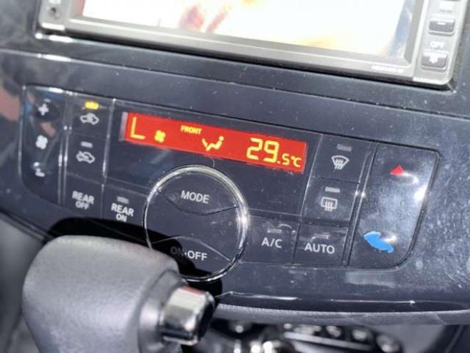 セレナ2.0 ハイウェイスター 4WD　防錆塗装TVナビBカメエンスタ後席モニタ 2000