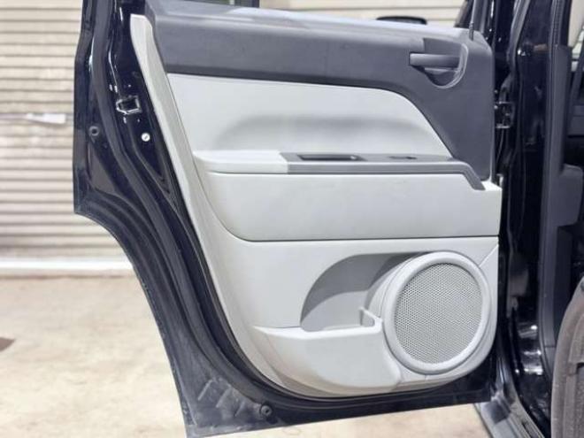 クライスラー・ジープパトリオット リミテッド 4WD　下廻防錆 正規輸入車 2400