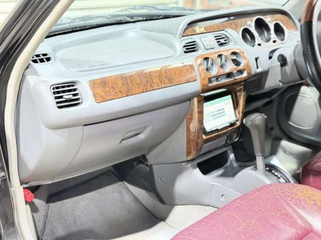 ビュート1.3 デラックス　下廻防錆 2WD 1300