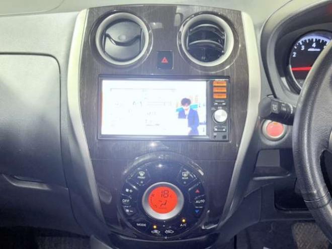 ノート1.2 アクシス エマージェンシーブレーキ パッケージ 4WD　下廻防錆TVナビBカメ 1200