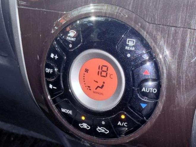 ノート1.2 アクシス エマージェンシーブレーキ パッケージ 4WD　下廻防錆TVナビBカメ 1200