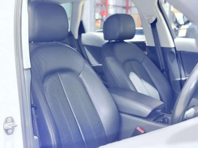 アウディA6アバント 2.8 FSI クワトロ 4WD　下廻防錆TVナビBカメETC 正規輸入車 2800