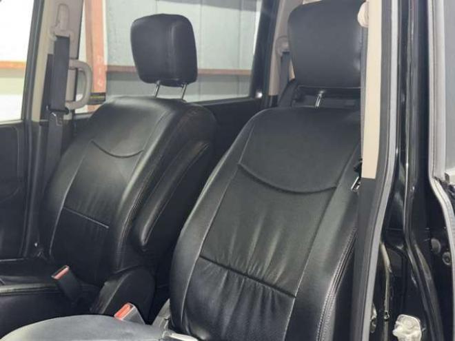 セレナ2.0 20X 4WD 下廻防錆ナビBカメエンスタ 2000