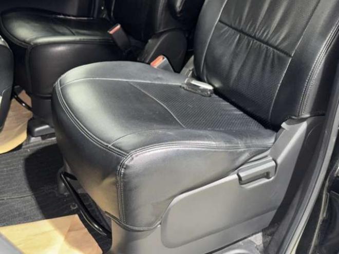 セレナ2.0 20X 4WD 下廻防錆ナビBカメエンスタ 2000