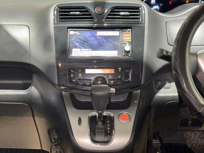 セレナ2.0 20X 4WD 下廻防錆ナビBカメエンスタ 2000