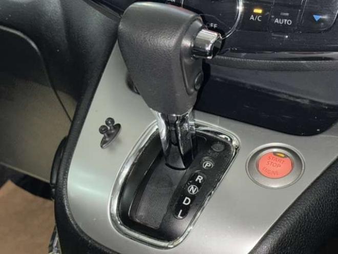 セレナ2.0 20X 4WD 下廻防錆ナビBカメエンスタ 2000