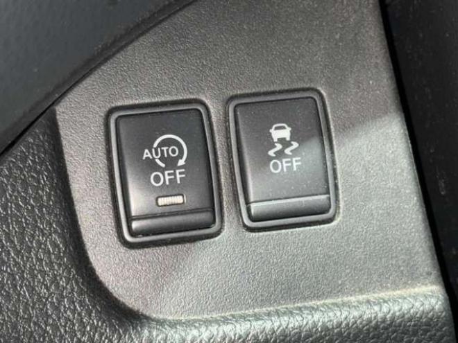 セレナ2.0 20X 4WD 下廻防錆ナビBカメエンスタ 2000