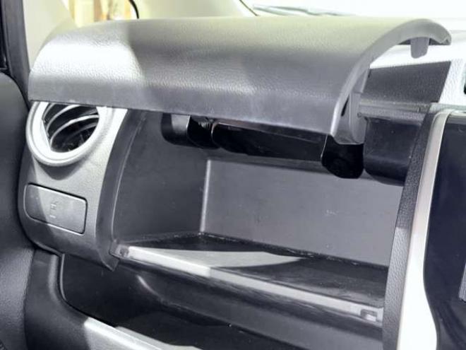 eKカスタムG 4WD 下廻防錆スマキーナビ 660