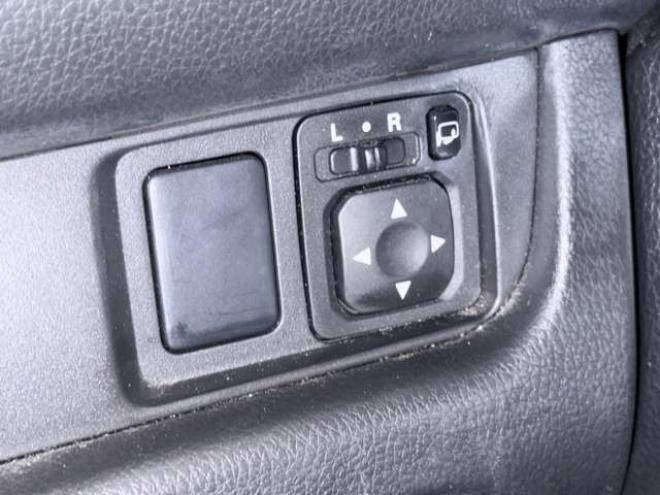 eKカスタムG 4WD 下廻防錆スマキーナビ 660