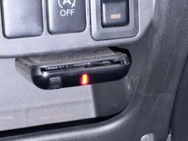 eKカスタムG 4WD 下廻防錆スマキーナビ 660