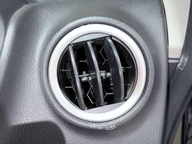 eKカスタムG 4WD 下廻防錆スマキーナビ 660